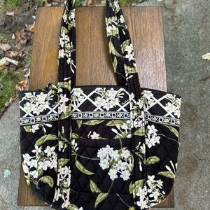 Vera Bradley floral quilted purse